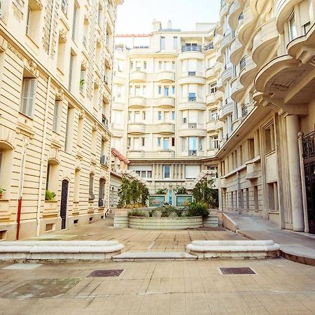 Новая 3-комнатная квартира на 2й линии от моря. Ницца Экстерьер фото